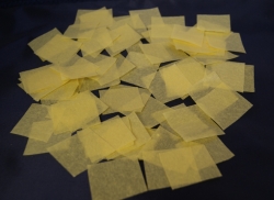 Ga naar Geel slowfall confetti 35 x 35 mm
